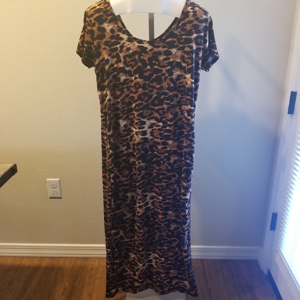 Pre loved Fitted Maxi Leopard Dress